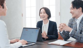 定期的にミーティング開催